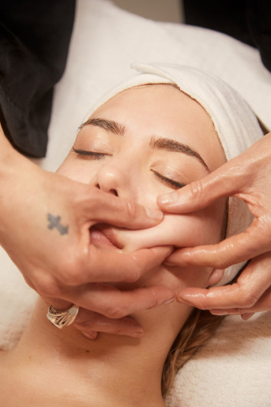30 Minute Face Sculpting Massage Express